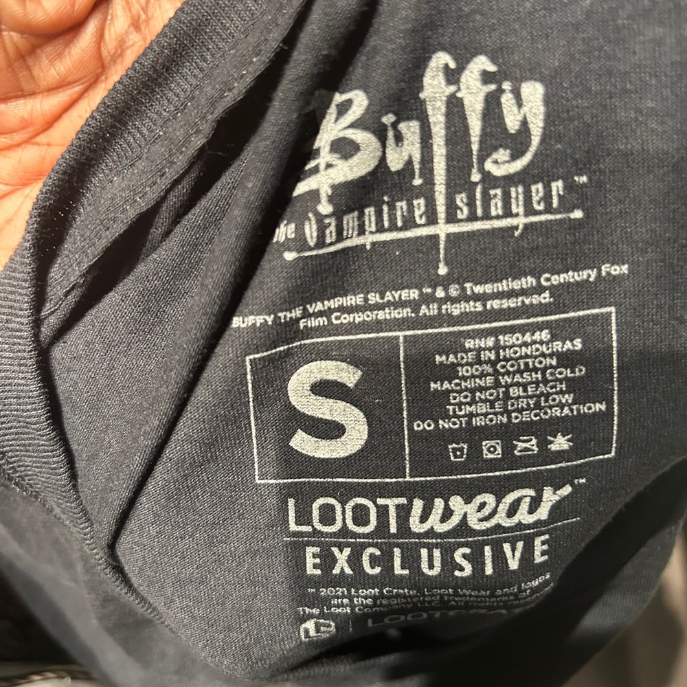 Buffy The Vampire Slayer Black Short Sleeve Tee with Graphic Design Slayerettes - Picture 12 of 12